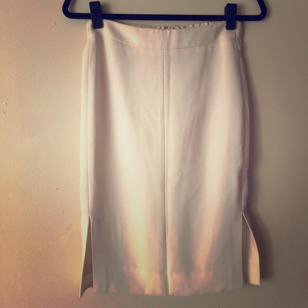 J.CREW PENCIL SKIRT. With SIDE SLITS . size 00